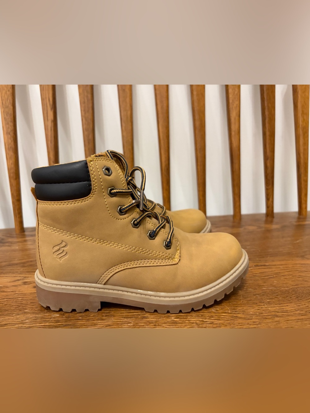 Rocawear Kids London Faux Leather Combat Boots Tan Wheat Size 2
